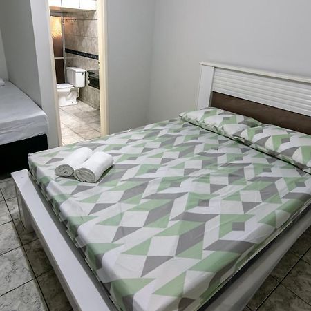 Pousada Roosevelt Suite 01 - Pousada Central Prox Rodoviaria E Dist Industrial Uberlandia Ngoại thất bức ảnh