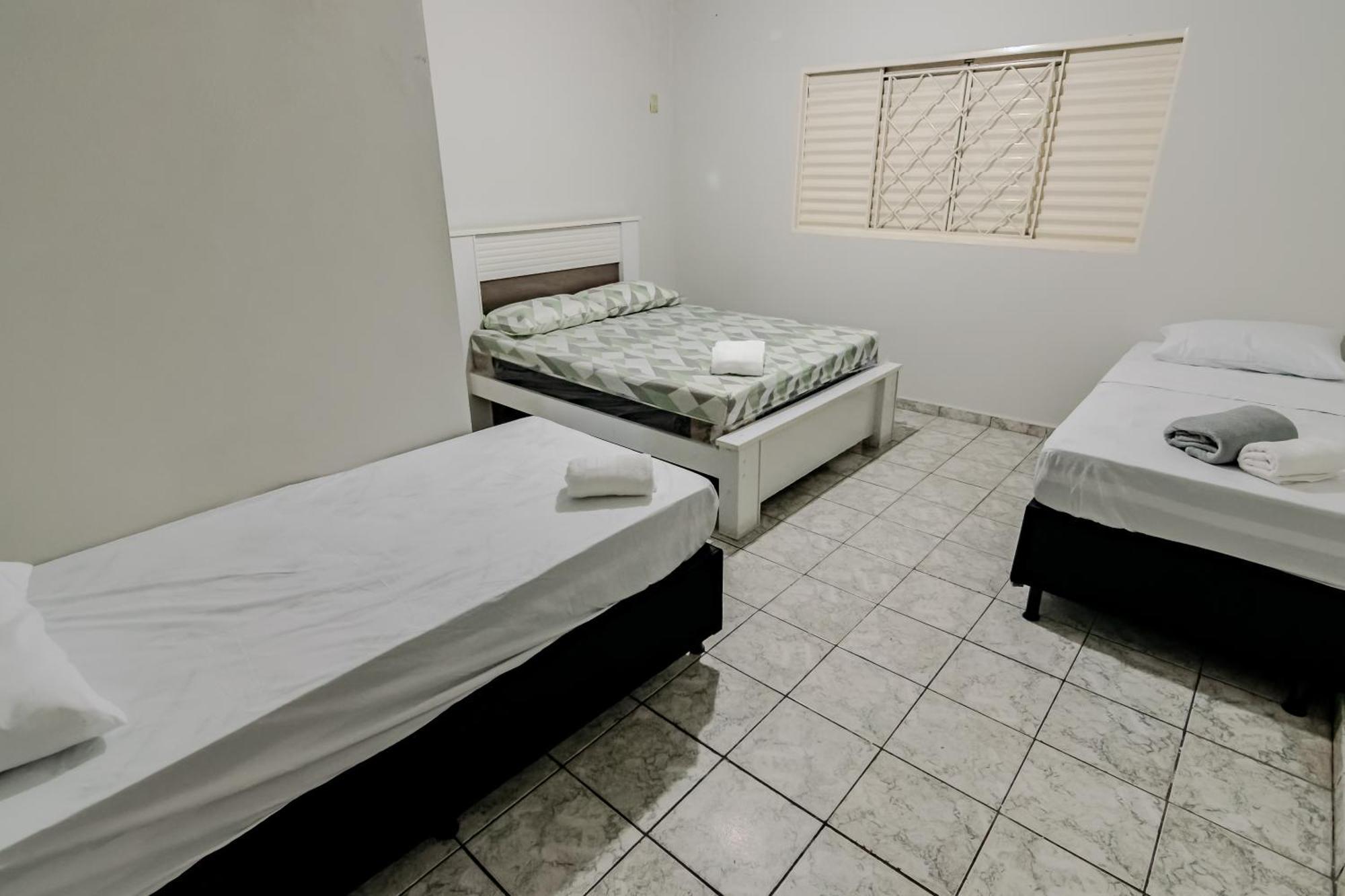 Pousada Roosevelt Suite 01 - Pousada Central Prox Rodoviaria E Dist Industrial Uberlandia Ngoại thất bức ảnh