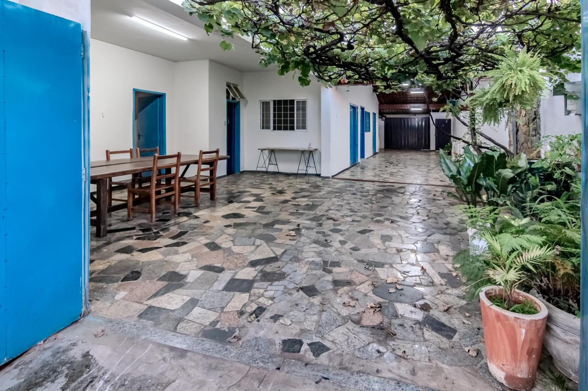 Pousada Roosevelt Suite 01 - Pousada Central Prox Rodoviaria E Dist Industrial Uberlandia Ngoại thất bức ảnh